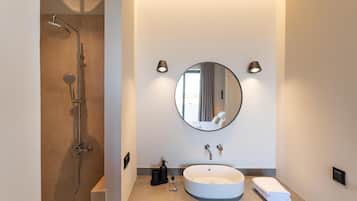 3 bedrooms