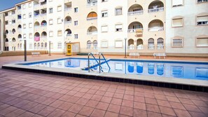 Departamento, 2 habitaciones, balcón, vista a la alberca | Alberca | Alberca al aire libre