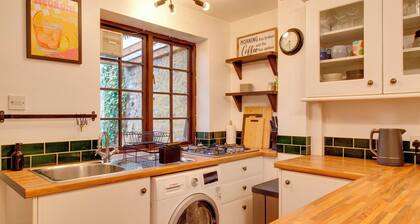 Stylish Victorian Terrace in Central Cambridge | Pass the Keys