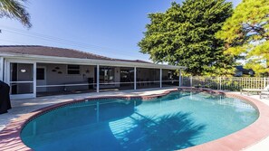 صورة غير مصنفة، 4 من 21، زرّ