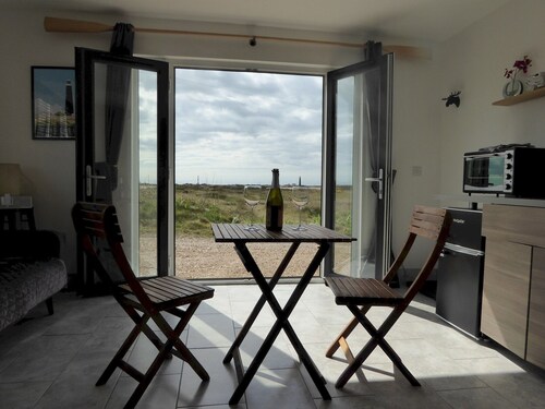 Pass the Keys | Levante Coastal Cabin - Dungeness, Sleeps 2/3