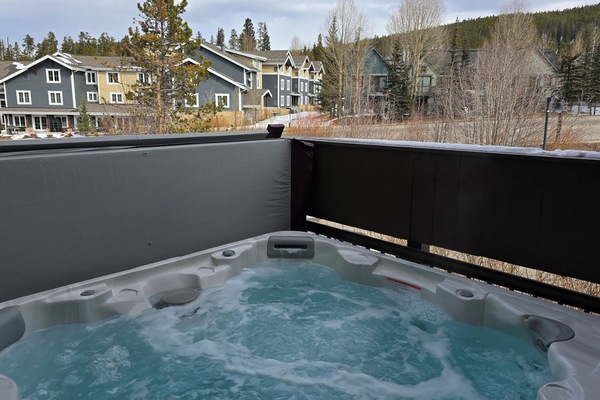 Baignoire à remous extérieure