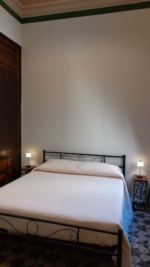 6 Schlafzimmer, WLAN, Bettwäsche