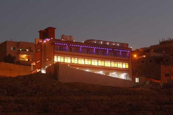 Exterior - Petra Brothers Hotel (Wadi Musa)