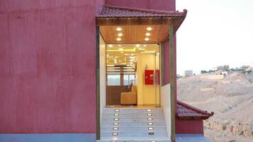 Entrada de la propiedad