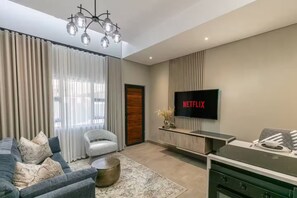 Interior - Suite Nnyana | Pool | 55" TV Netflix | 5 mins Mall (Gaborone)