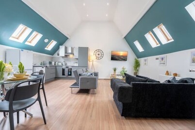 Belgrave Chapel Haven – Luxurious Converted Chapel Stay in the Heart of Darwen