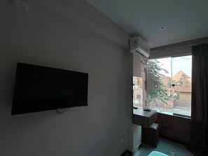 Quarto casal ou duplo luxo | Cofres nos quartos, individualmente decorados, cortinas blackout