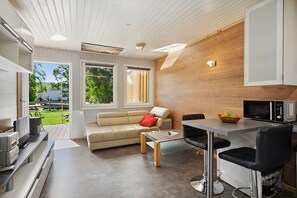 Télévision, chaîne hi-fi