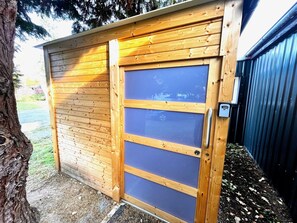 Exterior detail - Holiday Home 'Ferienhaus 35' with Private Terrace, Shared Garden and Wi-Fi (Zadelsdorf)