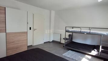 2 Schlafzimmer, WLAN, Bettwäsche