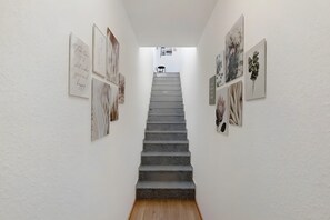 Interior - Apartments "White House – App 4 and 5" with Private Terrace, Balcony and Wi-Fi (Kappel-Grafenhausen)