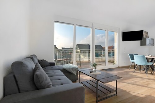 Apartments „White House – App 4 und 5“ mit privater Terrasse, Balkon und WLAN