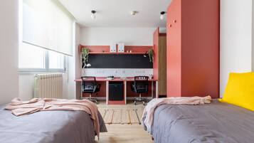 Desk, laptop workspace, free WiFi