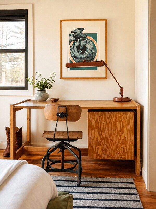3 habitaciones, escritorio, wifi y ropa de cama 