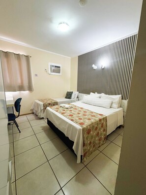 Dreibettzimmer