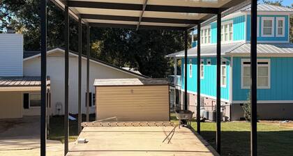 Lakefront Escape on Lake Blackshear/ Private Dock / Peaceful Views