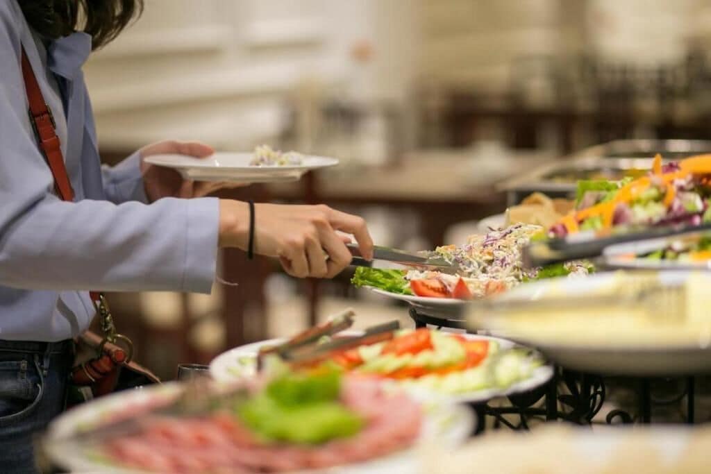 Desayuno buffet incluido todos los días 