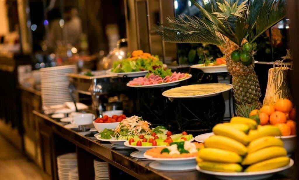 Bao gồm bữa sáng buffet hàng ngày 