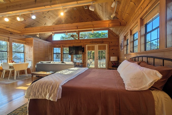 1 soverom, strykejern/-brett, internettilgang og sengetøy