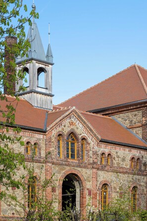 مكان جذب سياحي