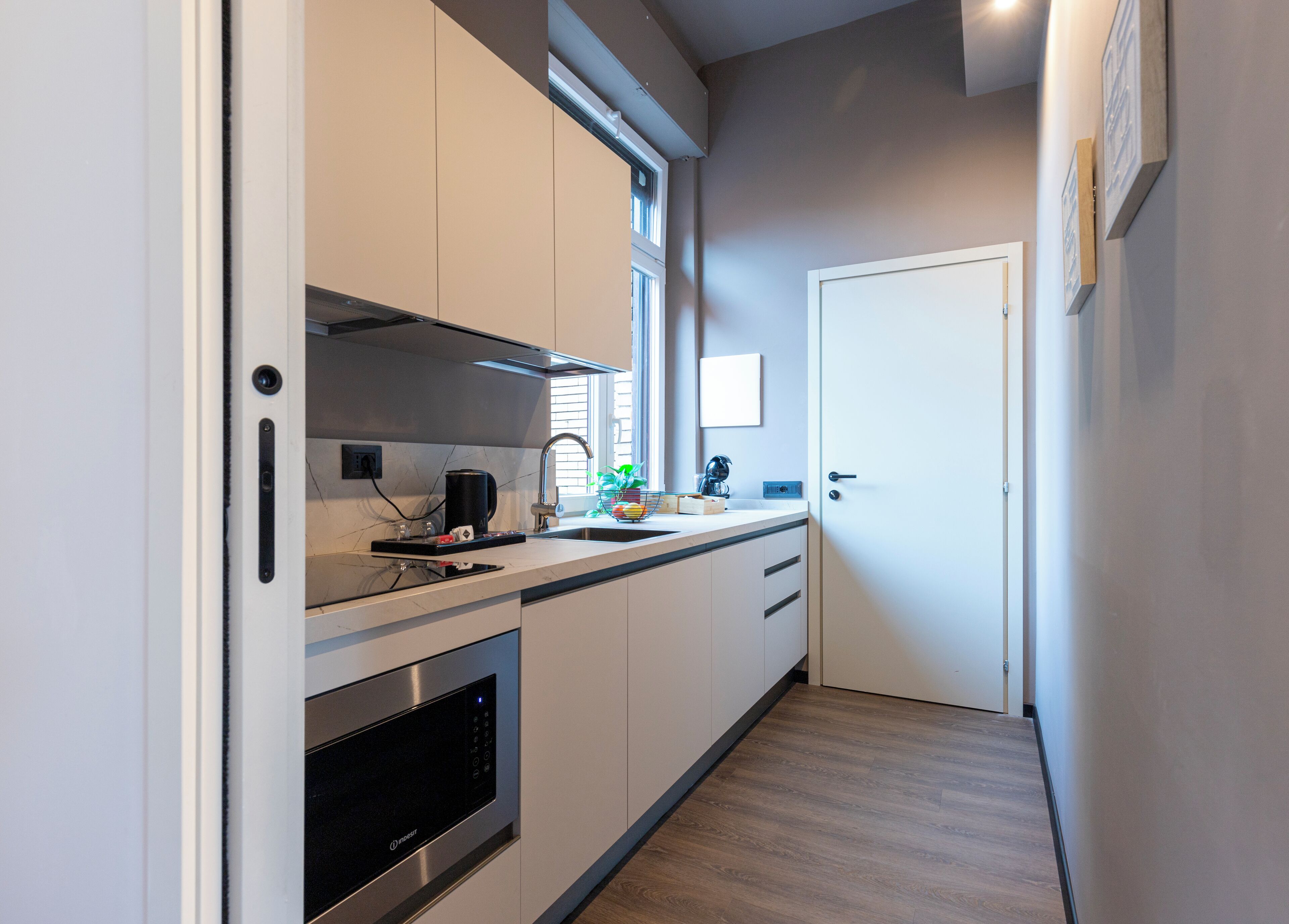 시그니처 스튜디오 스위트 | 전용 주방 | 에스프레소 메이커, 커피/티 메이커, 전기 주전자