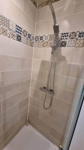 Hair dryer, towels - Suite S2 - Pool & Park, 100m Cadre Noir (Saumur)