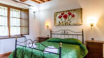 Desk, blackout curtains, iron/ironing board, free WiFi