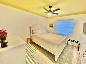 Iron/ironing board, free WiFi