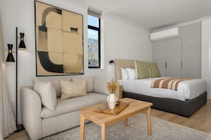 In-room safe, iron/ironing board, internet, bed sheets