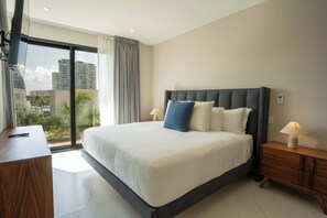 Iron/ironing board, travel cot, WiFi, bed sheets