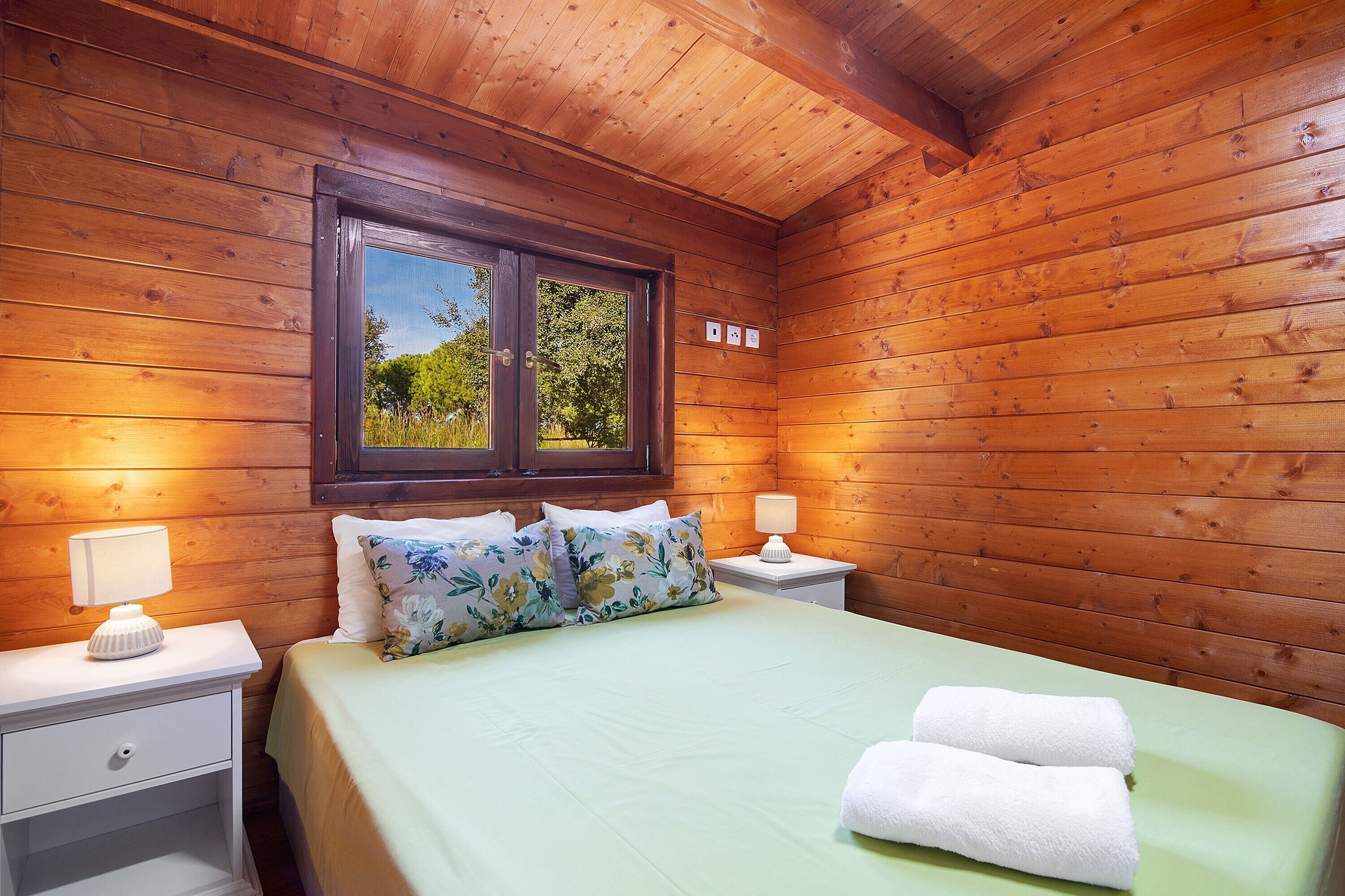 1 quarto, ferros/tábuas de passar roupa, Wi-Fi, roupa de cama