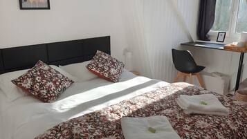 1 camera, Wi-Fi, lenzuola