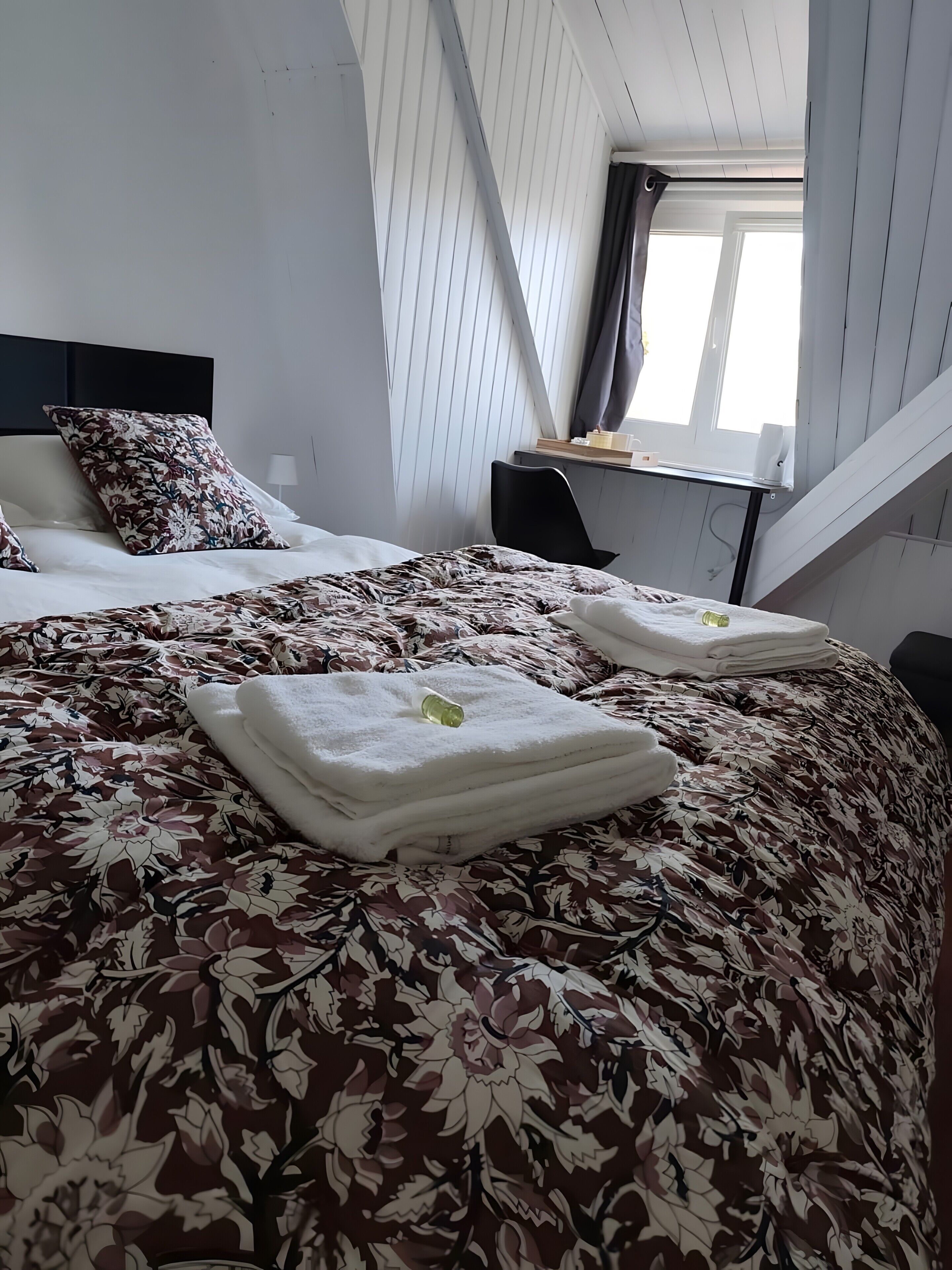 1 camera, Wi-Fi, lenzuola