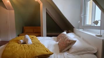 1 bedroom, WiFi, bed sheets