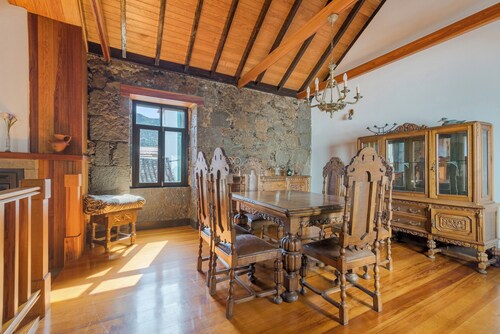 Home2Book Rustic Soul House San Mateo