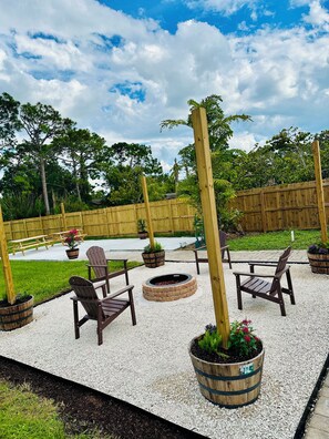 المنطقة المحيطة بالمنشأة