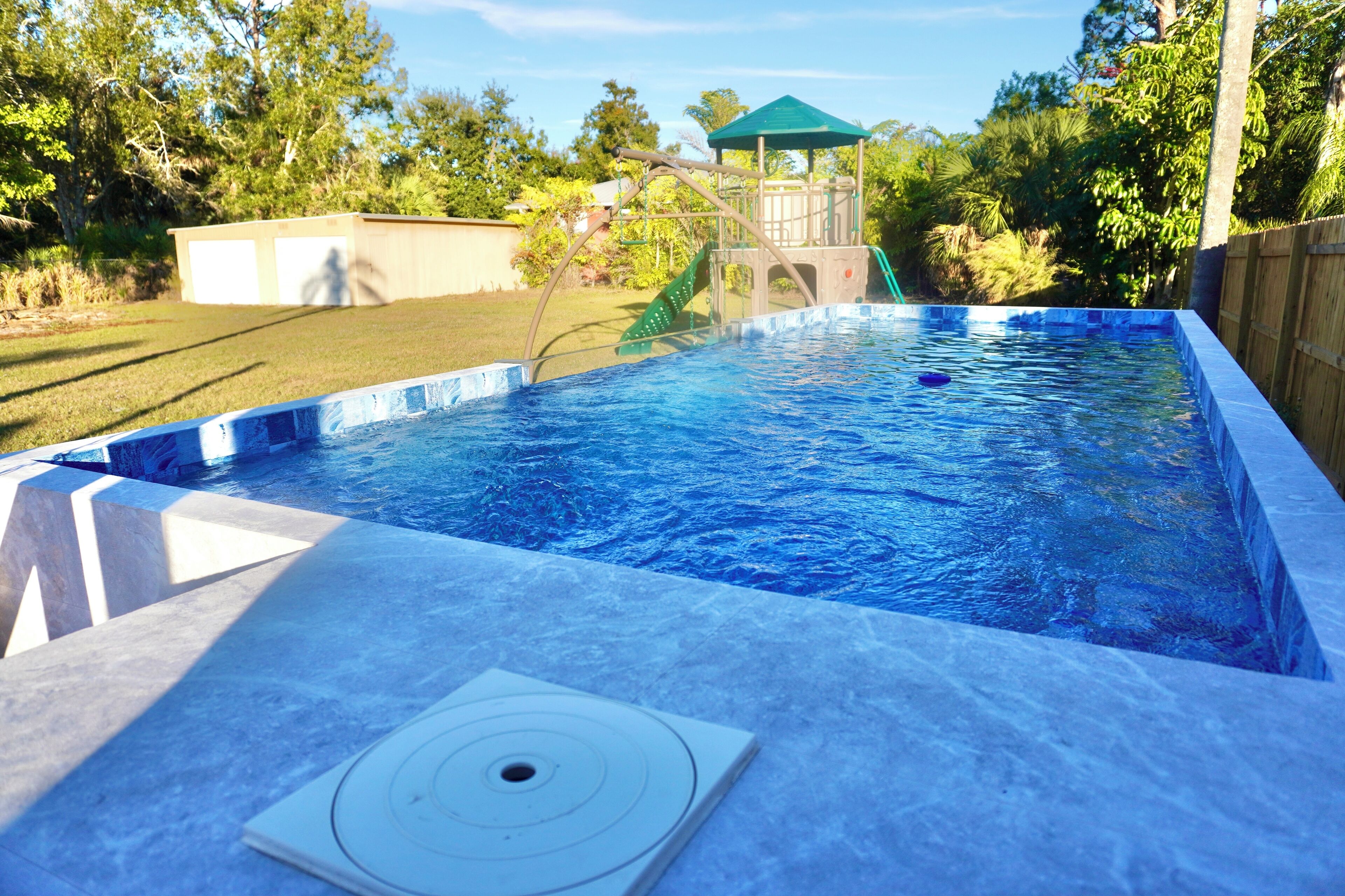 Piscine extérieure, piscine chauffée