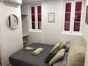 WiFi、ベッドシーツ