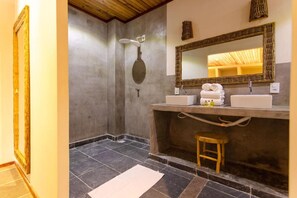 11 habitaciones y acceso a internet 