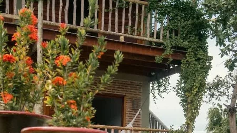 Private Complex With Swimming Pool Close to the Ocean