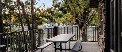 Superior Double Room, Balcony | Pemandangan dari bilik