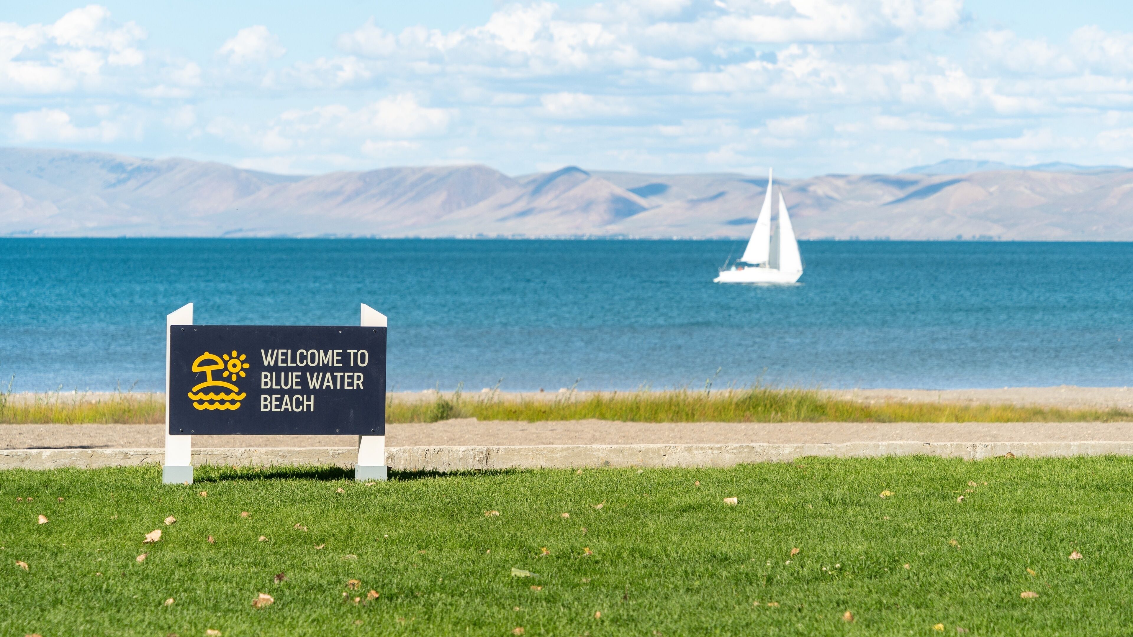 Playa privada y arena blanca