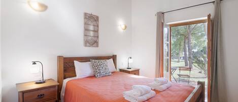 1 makuuhuone, silitysrauta/-lauta, Wi-Fi, vuodevaatteet