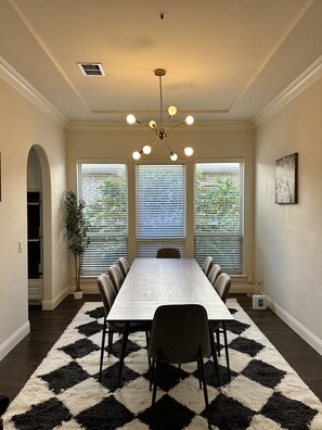 تناول الطعام