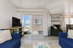 TV, peis og kontorer