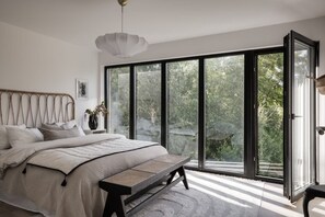 3 chambres, bureau, fer et planche à repasser, Wi-Fi