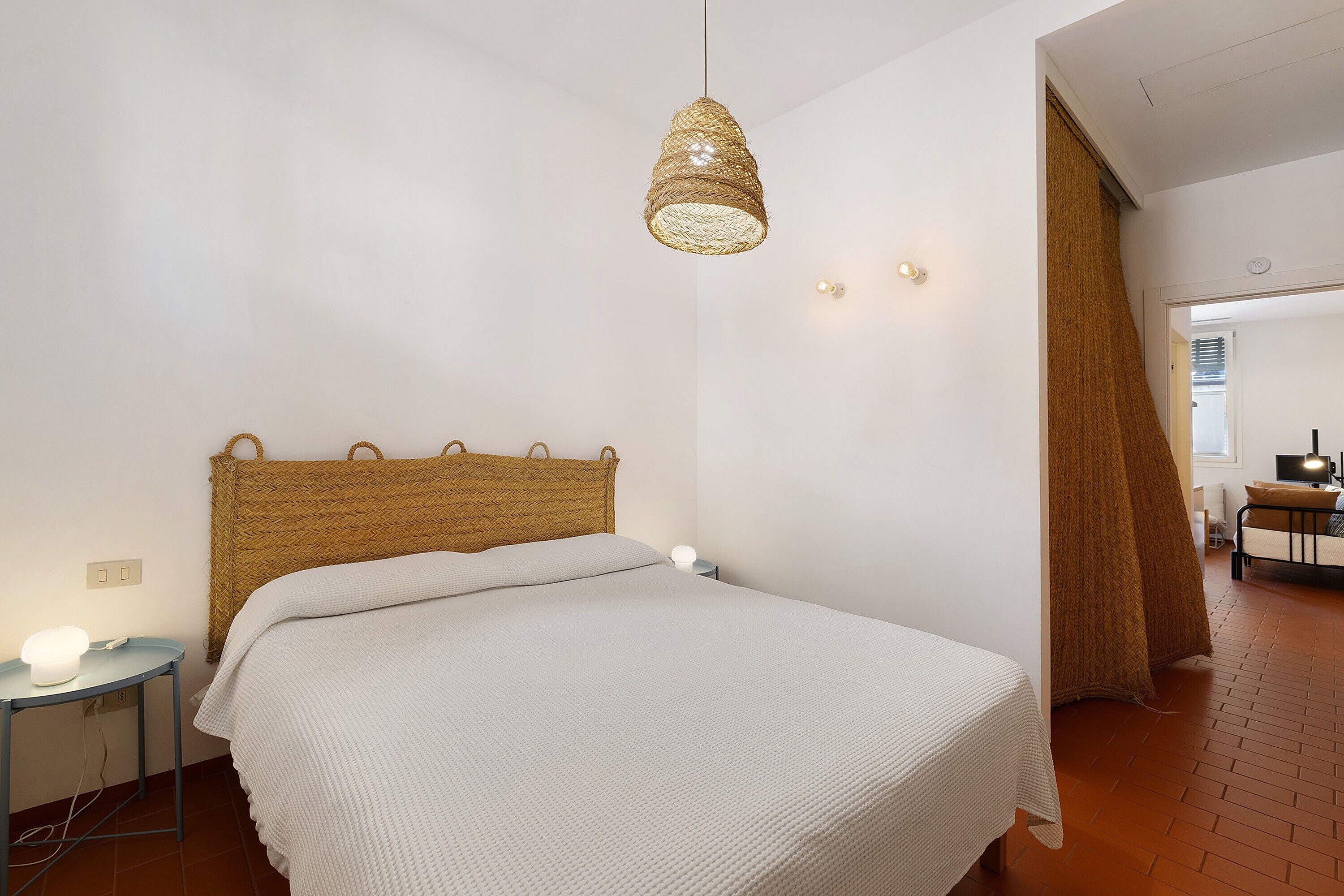 2 chambres, fer et planche à repasser, Wi-Fi, draps fournis