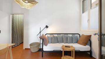 2 chambres, fer et planche Ă repasser, Wi-Fi, draps fournis