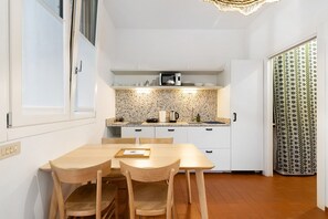 Dining - Apartment 'U Canetta 2' with Wi-Fi and Air Conditioning (Pietra Ligure)